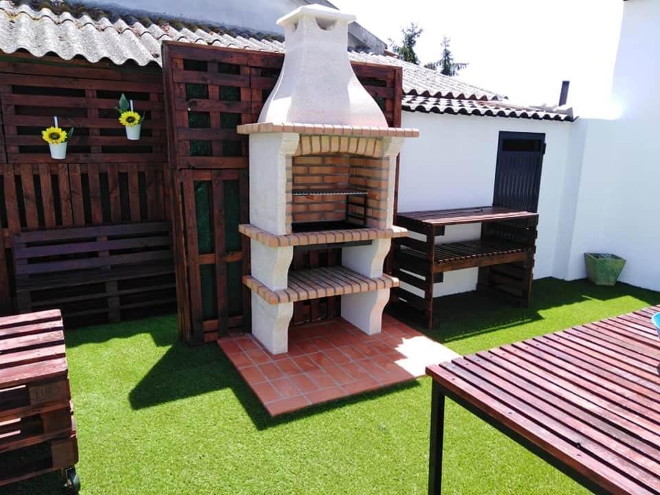 O Mercadinho Poiares Exteriör bild