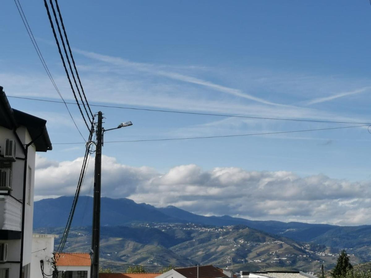 O Mercadinho Poiares Exteriör bild